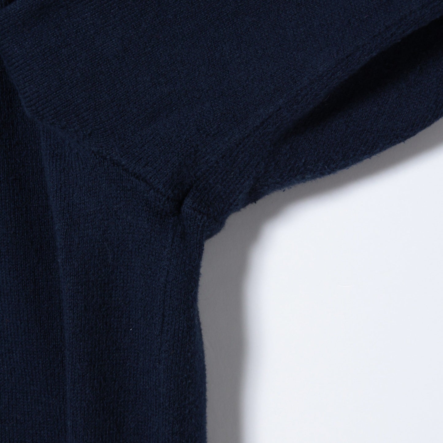 TW×エアシャット ツインニット